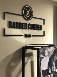 Barber Corner a Manresa · XL PERRUQUERS